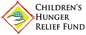 helfende hände - Logo für den „Children's Hunger Relief Fund“. Es zeigt eine stilisierte Hand, die eine grün karierte Schüssel hält, eingebettet in eine gelbe Raute mit rotem Rand, daneben steht der Name der Organisation in schwarzer Schrift. helfende hände ggmbh hamburg